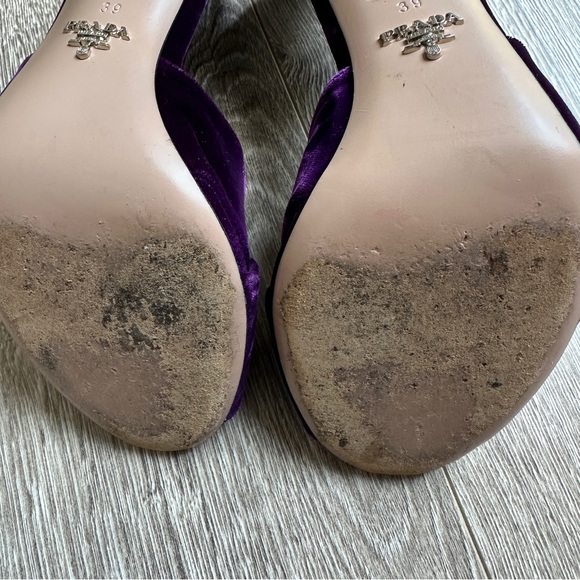 Prada suede heels - Picture 5 of 11